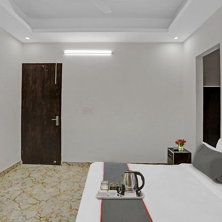 Collection O The Royal Fern Hotel Farrukhnagar Exterior foto