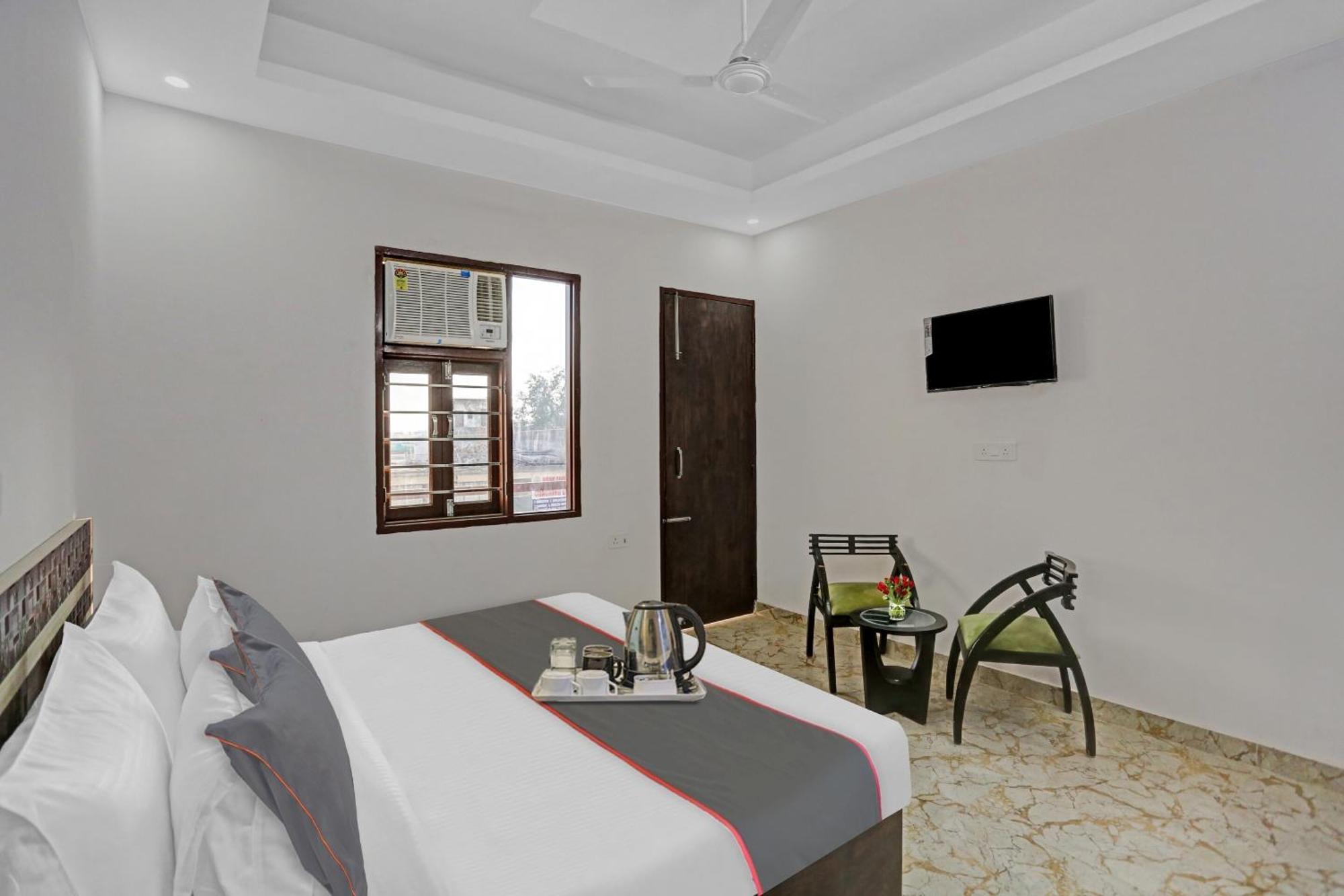 Collection O The Royal Fern Hotel Farrukhnagar Exterior foto